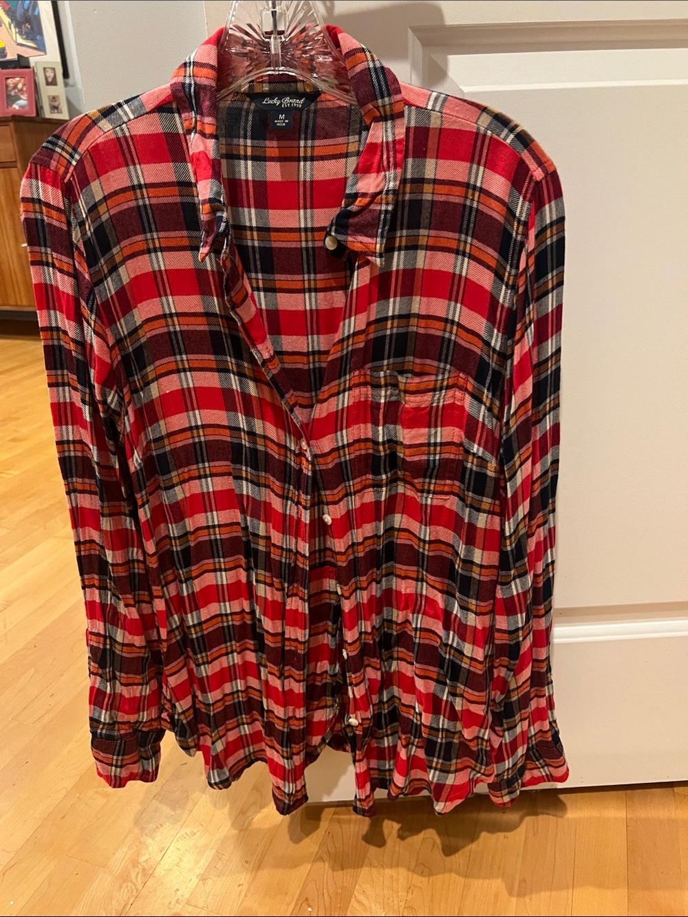 Lucky Brand Women’s Red and Black Plaid Button-Down Shirt Sz M